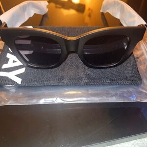 Quay ladies sunglasses brand new